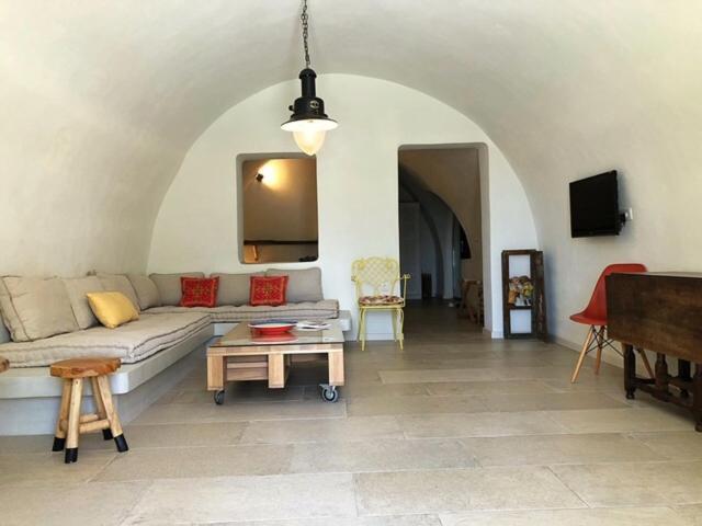 Mantilida Villa Emporio  エクステリア 写真