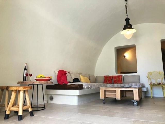 Mantilida Villa Emporio  エクステリア 写真